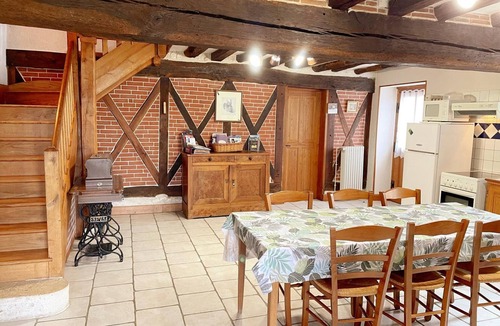 Fresnes Cottage | Charming cottage with garden, pets allowed