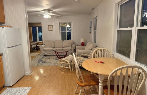 Clinton Cottage | Charming Cottage with L.I. Sound and Marsh Views