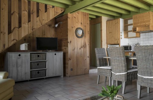 Jenzat Cottage | Charming cottage with large garden in Jenzat