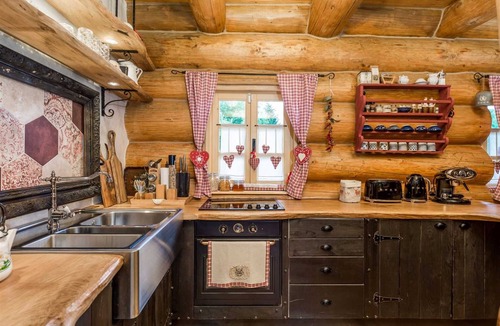 Hlevci Villa | Charming cottage with outdoor jacuzzi in Hlevci