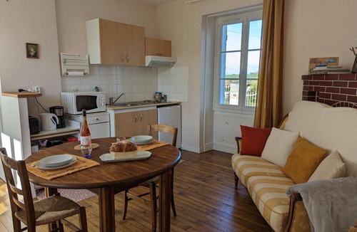 Poursac Cottage | Charming Cottage with Private Courtyard, Wifi, and Parking in Peaceful Countryside