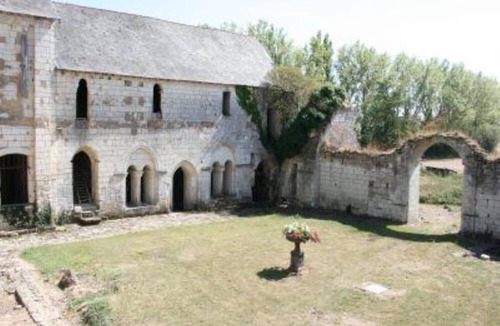 Luze House | Charming cottages on historical site 12th century