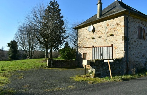 Gimel-les-Cascades House | Charming country house