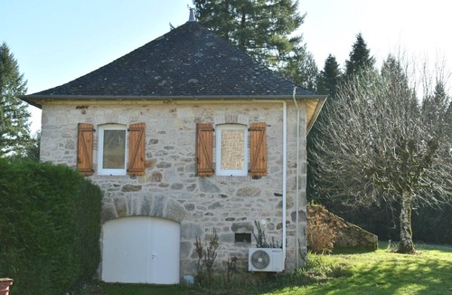 Gimel-les-Cascades House | Charming country house