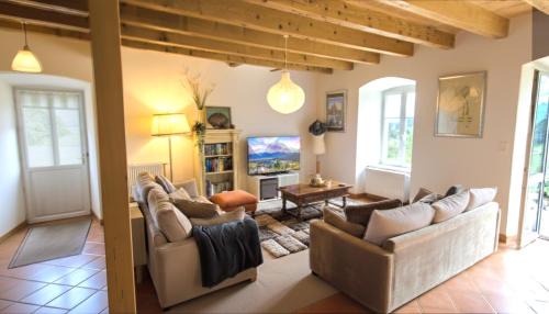 Le Monestier House | Charming Country Getaway, Balcony, Views, Office