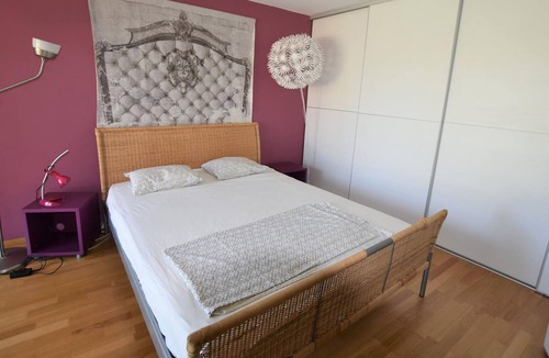 Jonquieres House | Charming country house with large garden and private pool.