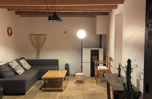 Valencogne House | Charming country house, quiet garden with trees, near Lake Paladru