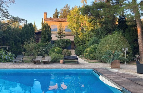 Sainte-Marthe House | Charming country house in wooded grounds. A country feel in the city!