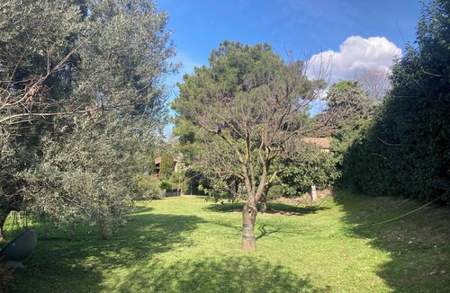 Sainte-Marthe House | Charming country house in wooded grounds. A country feel in the city!