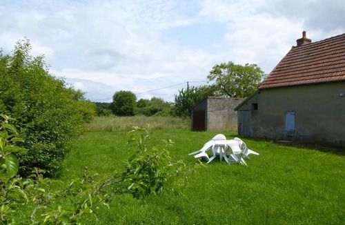 Montoldre Cottage | Charming country house, pets allowed