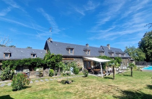 Abbaretz House | Charming country house, heated swimming pool,