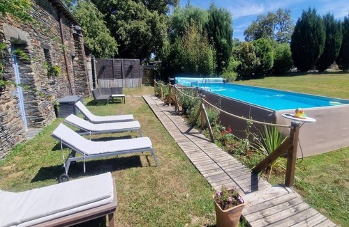 Abbaretz House | Charming country house, heated swimming pool,