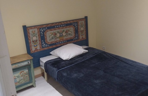 Cours Apartment | Charming country house