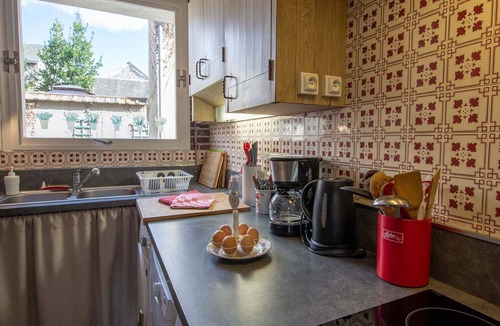 Boisseaux Cottage | Charming Country Retreat: Jacuzzi, Sauna, Fireplace - Near Paris