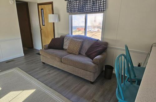 St. Johnsville House | Charming Countryside Retreat