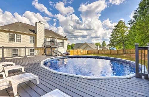 Oak Hill House | Charming Covington Home with Fire Pit and Game Room!