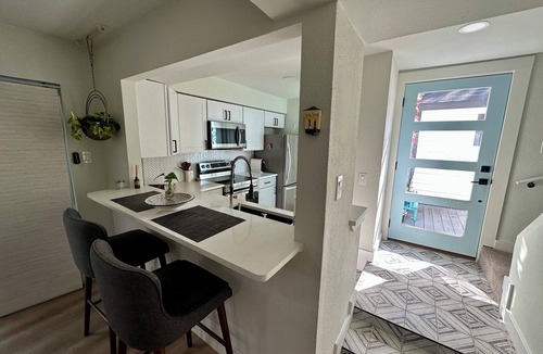 Timber Village House | Charming & Cozy 2-Bedroom Retreat in South Austin + Patio Backyard Oasis