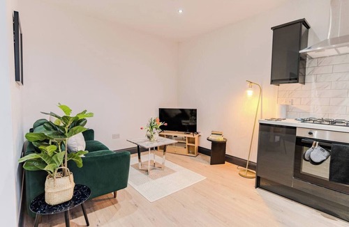 Harehills Apartment | Charming & Cozy 2 BR flat, Free parking, Cent…