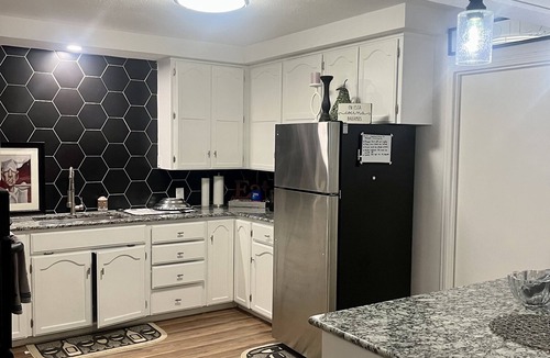 Seguin House | Charming, cozy 3-bedroom country home in beautiful Seguin, TX