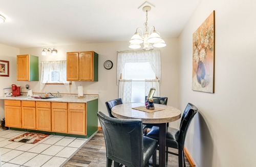 Peru Cabin | Charming + Cozy Cabin Near Lake Champlain!