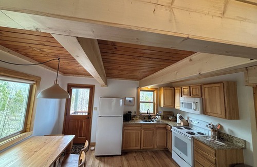 Grand Lake Cabin | Charming Cozy Cabin with Mountain Views
