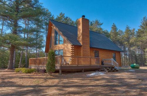 Mancelona House | Charming & Cozy Chalet; Minutes to Shanty Creek!