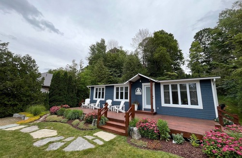 Huron-Kinloss Cottage | Charming & Cozy Cottage in Kincardine