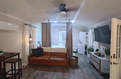 Pittsboro House | Charming Cozy Cottage Pittsboro