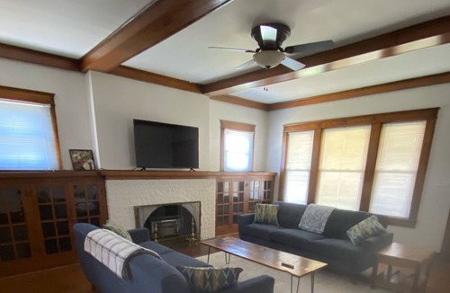 Middlesboro House | Charming Crater City Craftsman, close to hiking, golf, utv trails, lake, airport