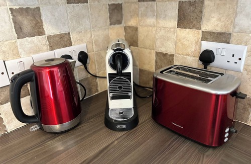 Tollington Apartment | Charming Crouch Hill Flat by MoreThanStays