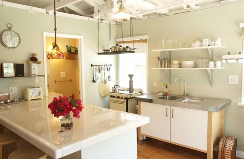 Clarkdale Apartment | Charming Culver City Cottage w/Shared Pool+garden