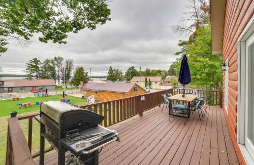 Curtis House | Charming Curtis House Large Deck with Lake View!