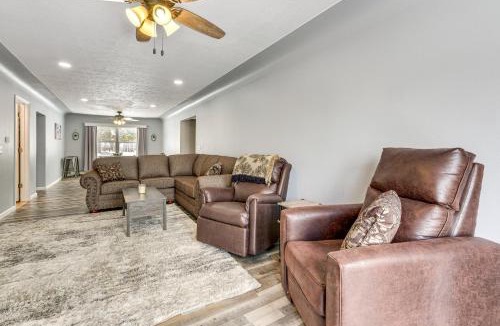 Curtis House | Charming Curtis House Large Deck with Lake View!