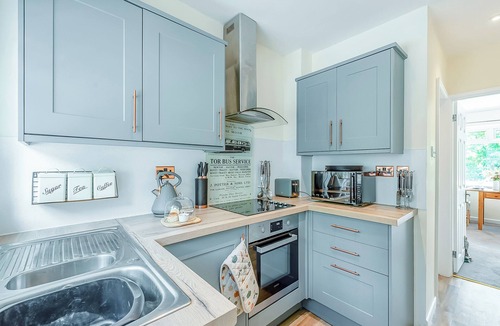 Newton Abbot Apartment | Charming Dartmoor retreat for two.