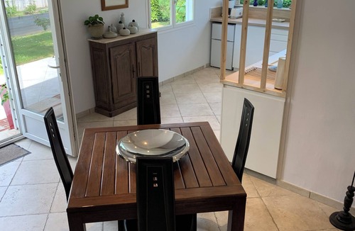 Pinterville House | Charming detached house in a quiet location. Parking, garden, terrace.