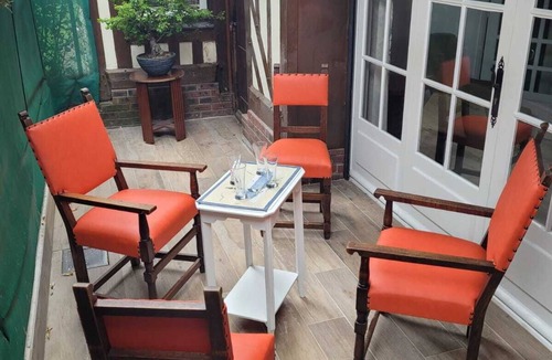 Deauville City Centre House | Charming detached house located 5 minutes from Place Morny - the beach