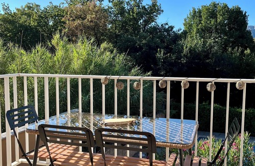 Pourrieres Apartment | Charming detached T2 in a quiet location