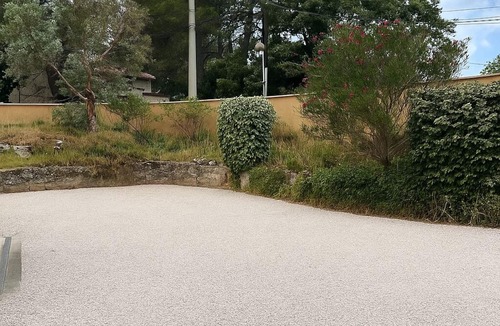 Pourrieres Apartment | Charming detached T2 in a quiet location