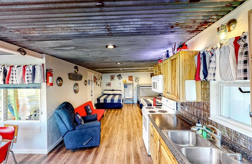 Kingsland House | Charming dog-friendly lakefront home with lake view, dock, & washer/dryer