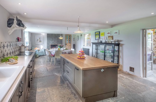 Gillingham House | Charming Dorset Escape for Families and Friends