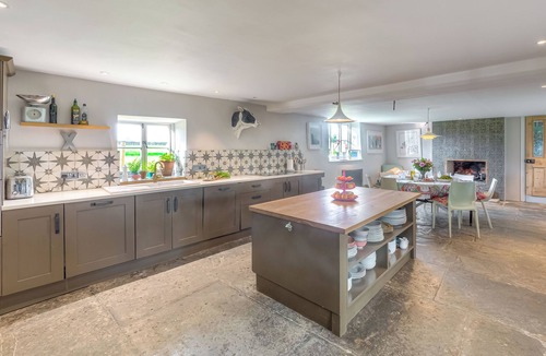 Gillingham House | Charming Dorset Escape for Families and Friends