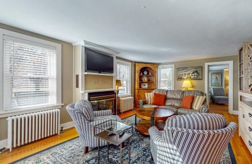 Dorset House | Charming Dorset Farmhouse