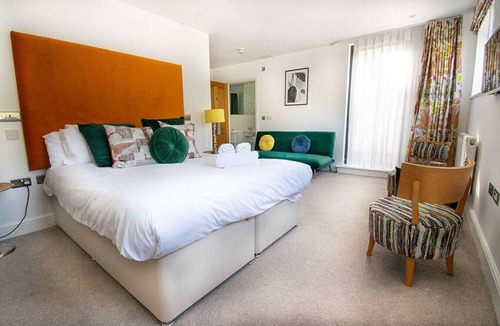 Penarth Hotel | Charming Double Room Courtyard View