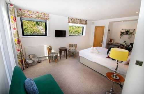 Penarth Hotel | Charming Double Room Courtyard View