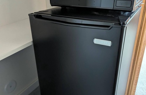 Hot Springs Cabin | Charming Double Room - Room 134