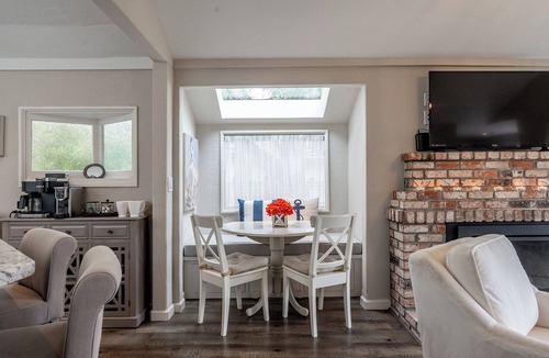 Northeast Carmel House | Charming Downtown Carmel 5 Bed Property