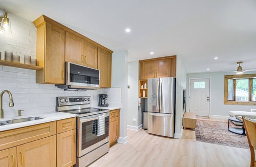 Cary House | Charming Downtown Cary Retreat