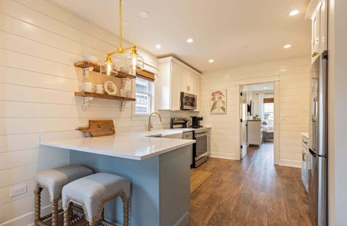 West Dundee Apartment | Charming Downtown Farmhouse Apartment #1