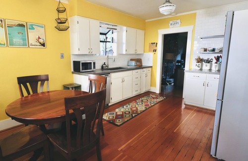 River Terrace House | Charming Downtown SPA/GYM Craftsman Bungalow