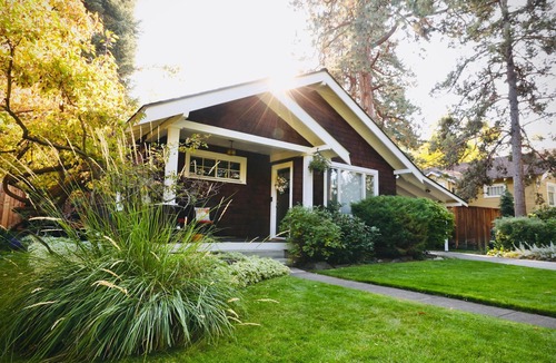 River Terrace House | Charming Downtown SPA/GYM Craftsman Bungalow